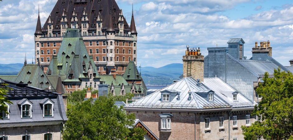 Toiture au Québec en 2026 : guide complet, coûts et conseils pour un toit durable