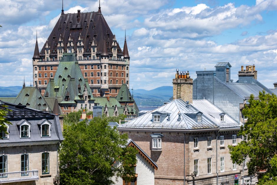Toiture au Québec en 2026 : guide complet, coûts et conseils pour un toit durable Toiture au Québec en 2026 : guide complet, coûts et conseils pour un toit durable
