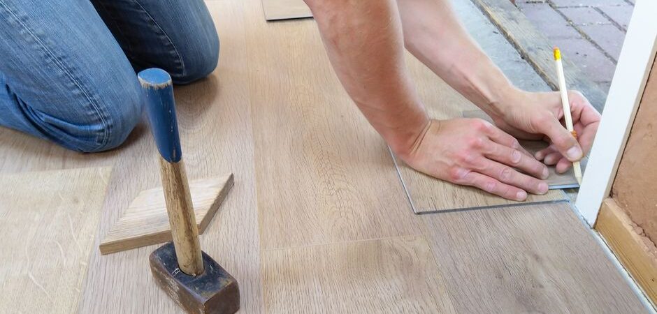 Revêtement de plancher au Québec en 2026 : guide complet, coûts et conseils d’experts pour bien choisir