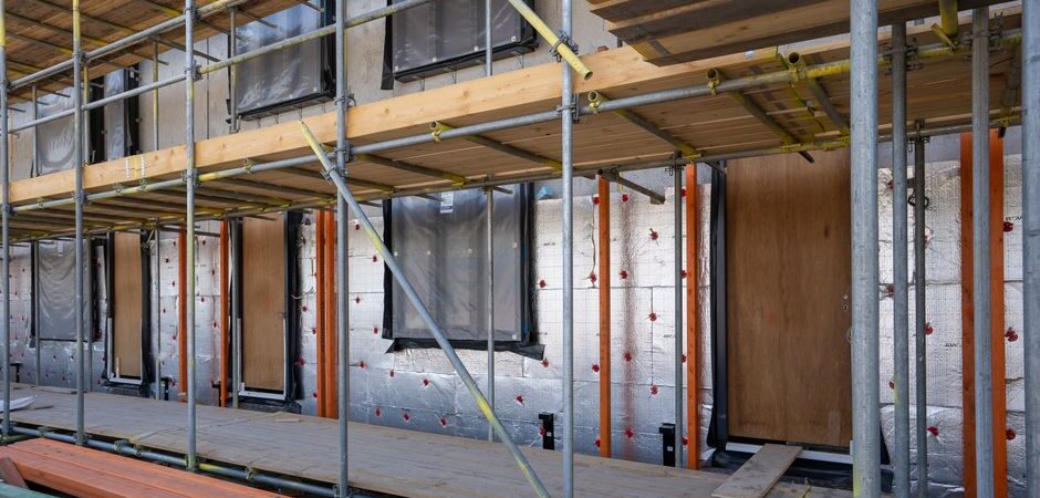 Isolation des murs extérieurs au Québec en 2026 : guide complet, coûts et conseils d’experts pour une maison bien protégée